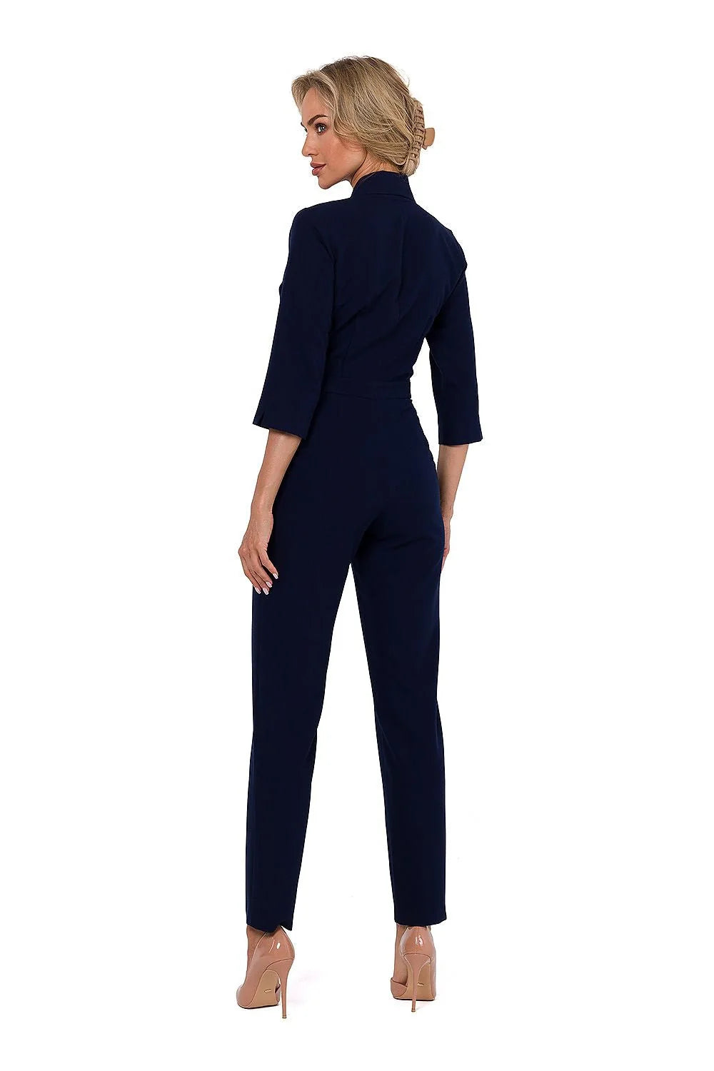 combinaison femme bleu marine tailleur chic col châle V manches trois quarts taille cintrée jambes droites cheville tissu structuré lisse