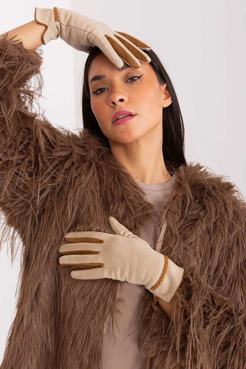 Gants féminins élégants en tissu lisse contrasté empiècements doigts bretelles tressées fleurs brodées polyester spandex femme