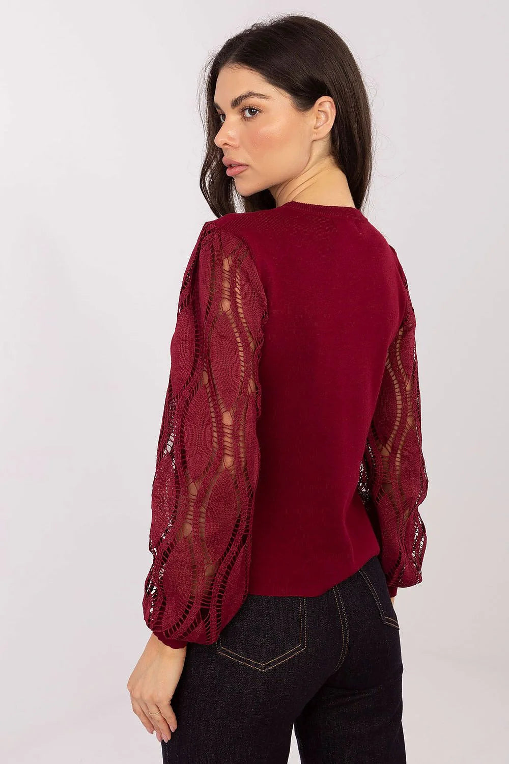 pull femme bordeaux col rond manches longues bouffantes ajourées crochet poignets côtelés maille fine viscose polyester confortable durable coupe droite