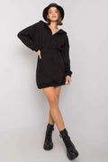 Robe sweat à capuche en coton noir décontractée chic moderne pour femmes look urbain élégant