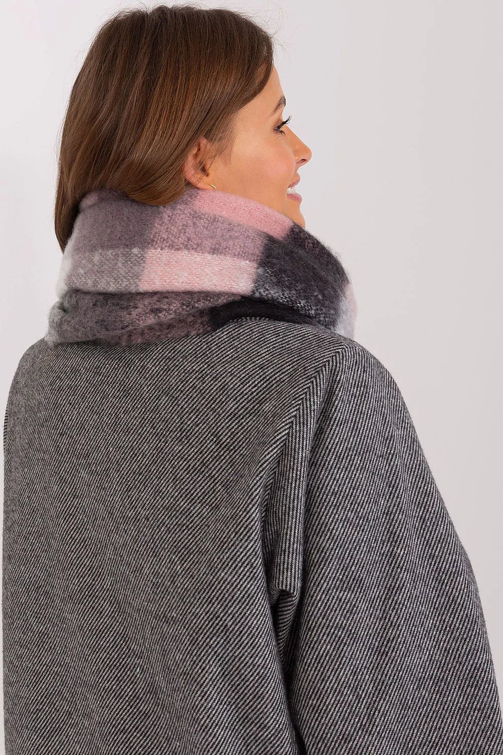 Châle pour femme élégant à carreaux colorés longueur maximale franges pompons doux mode automne hiver polyester résistant
