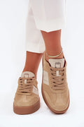Chaussures de sport rétro femmes années 80 élégance confort daim cuir design urbain style chic