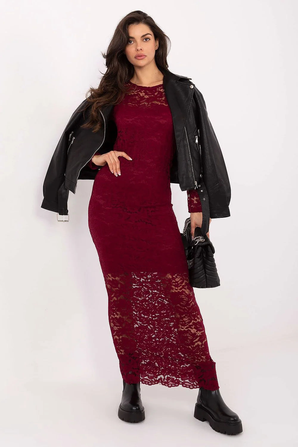 robe longue dentelle bordeaux fourreau moulante manches longues col rond jupon doublure courte bas transparent floral stretch finition raffinée soirée