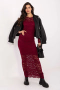 robe longue dentelle bordeaux fourreau moulante manches longues col rond jupon doublure courte bas transparent floral stretch finition raffinée soirée