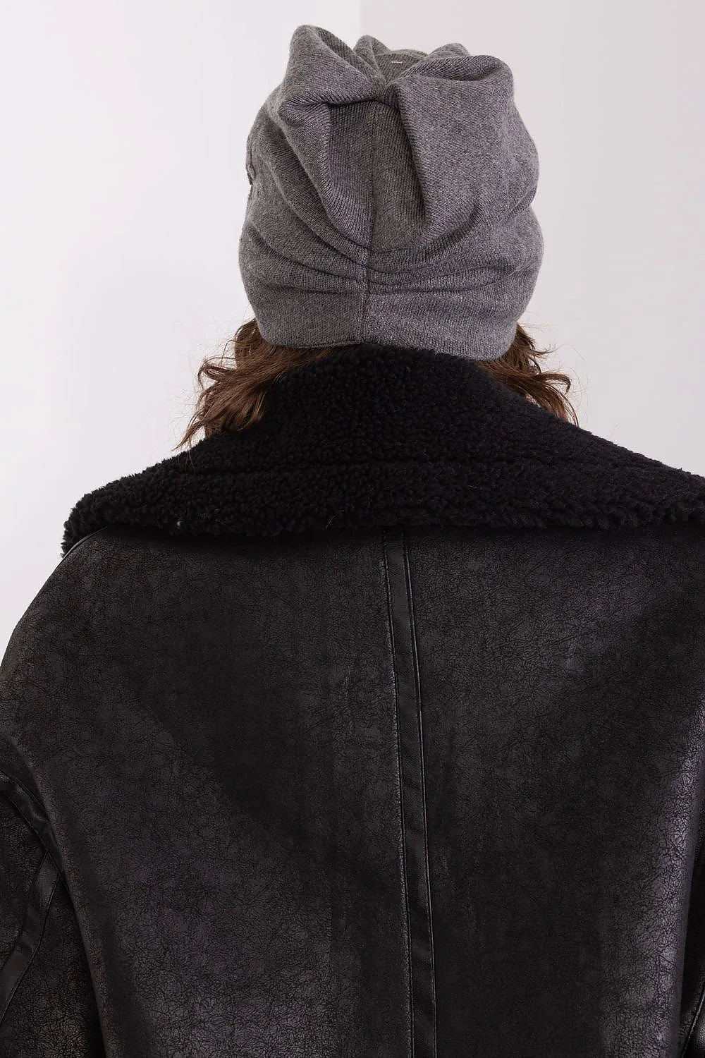 Bonnet d'hiver pour femme en cachemire strass design floral ajusté confortable élégant style aviateur hiver 2023