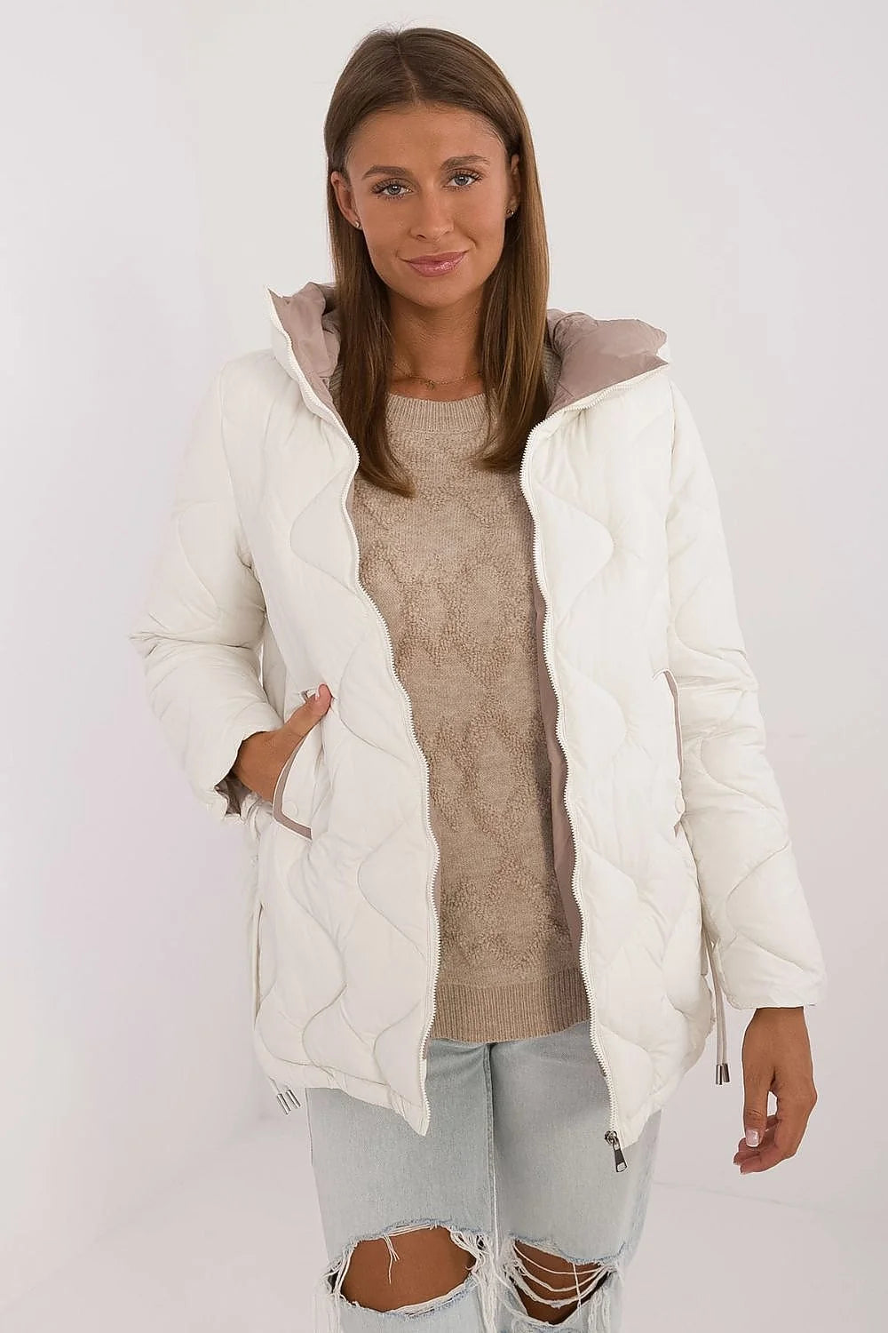 Veste matelassée pour femme automne-hiver design moderne coupe ajustée polyester doublure beige capuche manches longues