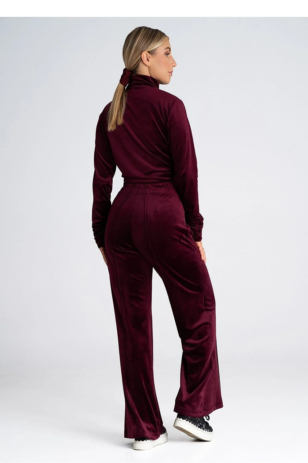 Ensemble survêtement velours bordeaux femme haut col montant pantalon taille haute coupe ajustée manches longues