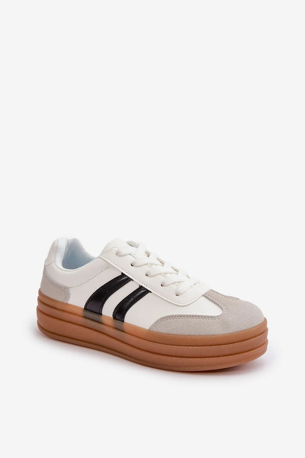 Chaussures de sport Step in style pour femmes, design moderne, semelle plateforme, simili cuir, daim, confort, style urbain, baskets tendance, bracelet cheville or, motifs étoiles, perles, mode féminine