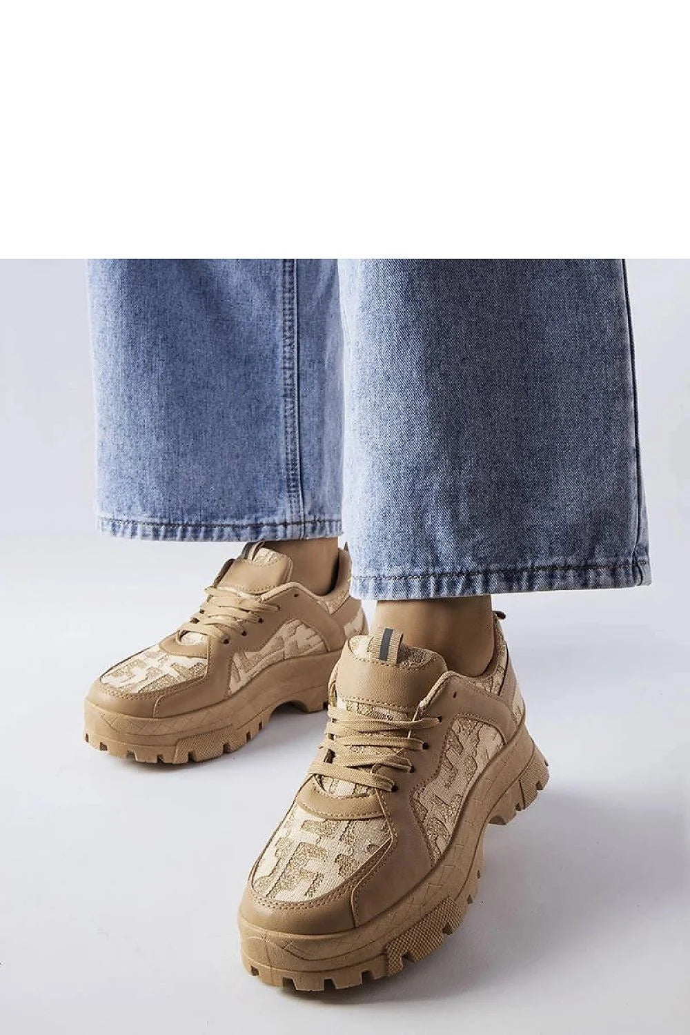 Sneakers femme style décontracté moderne beige motif géométrique tissu cuir synthétique semelle caoutchouc baskets urban tendance