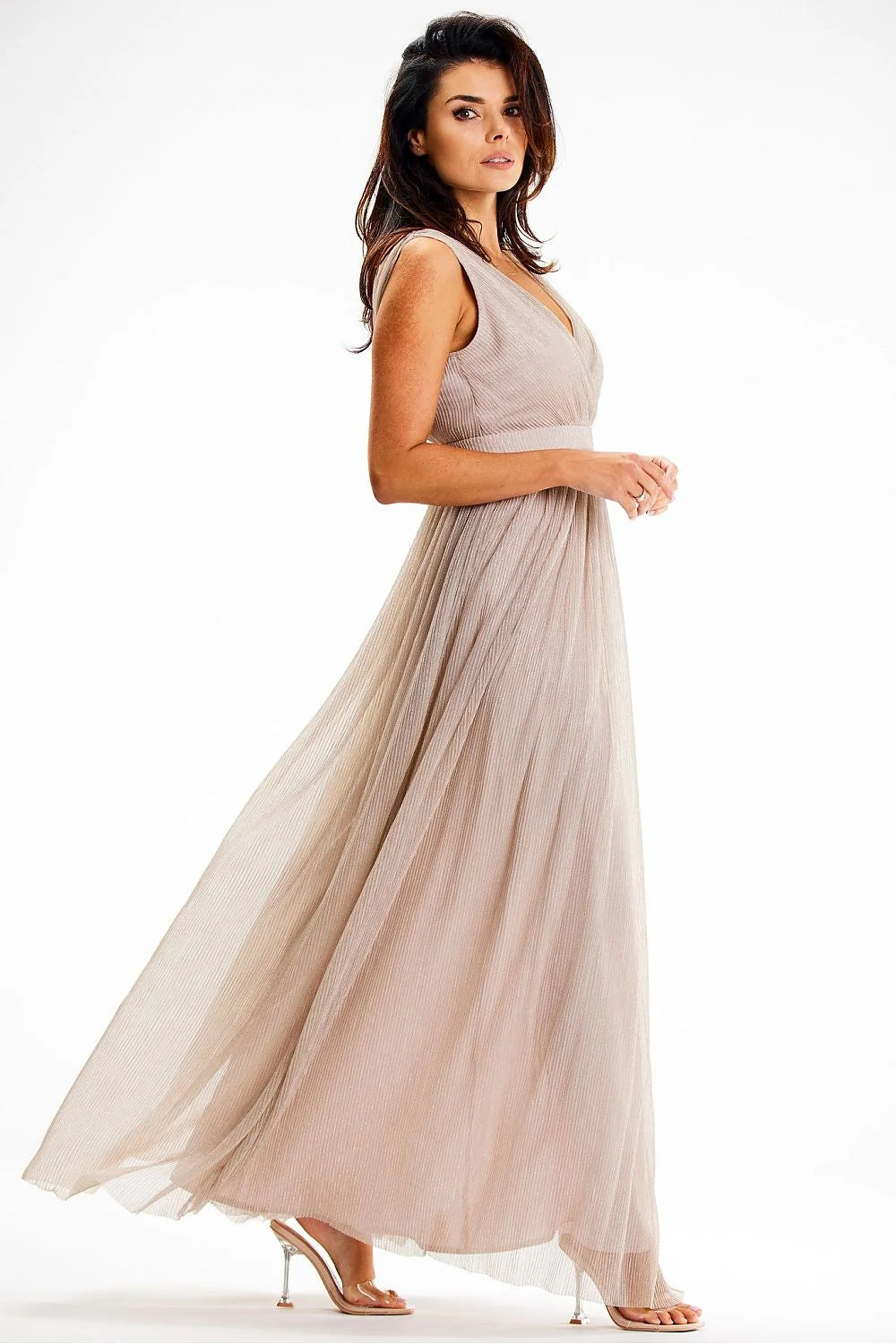 Robe longue élégante pour femme en maille brillante, décolleté dos nu, fente latérale, couleur nude, coupe empire, taille ajustable