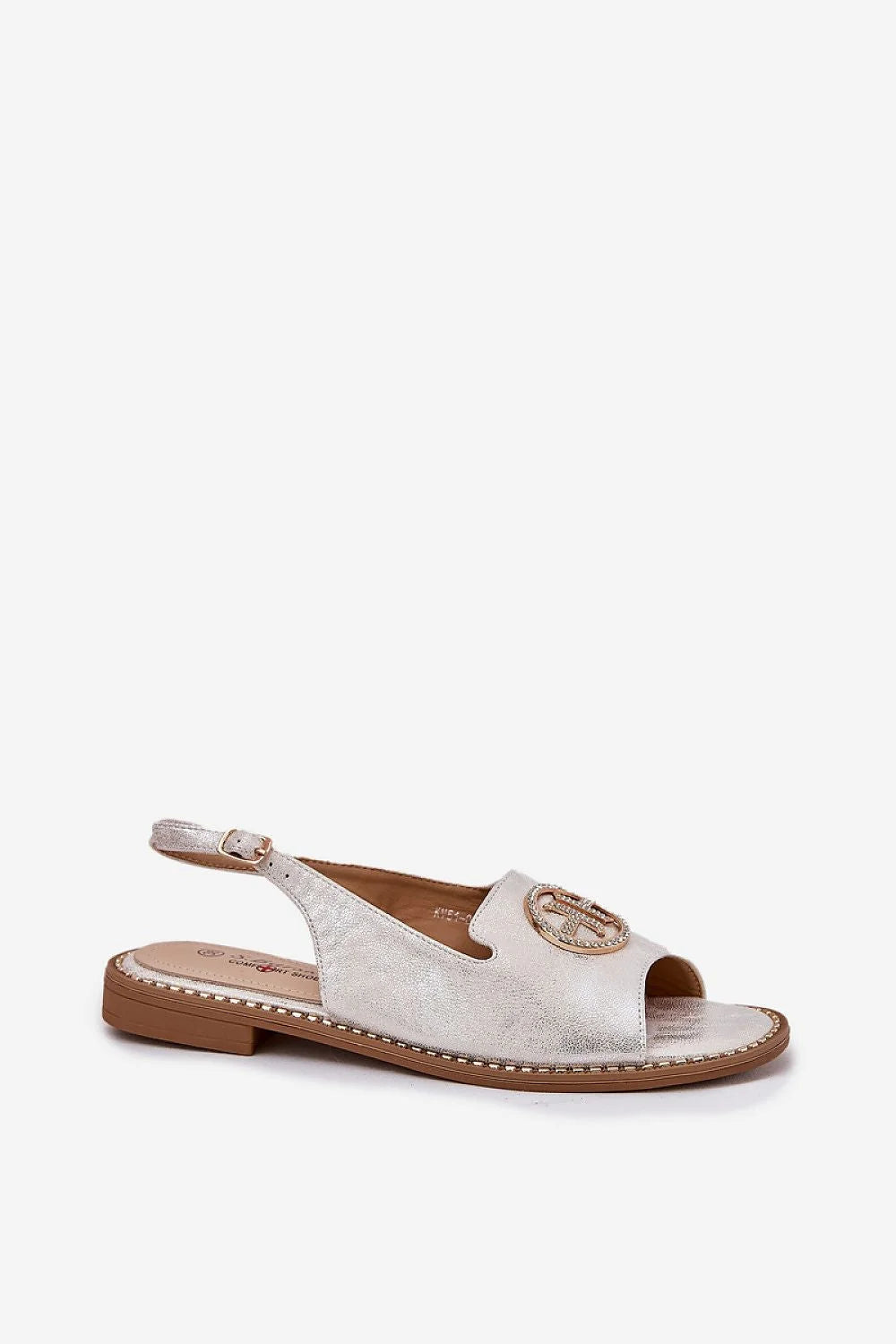 Sandales pour femmes design moderne élégant ouvert devant cuir écologique argenté semelle marron talon plat adjustable