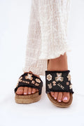 sandales femme modernes décontractées espadrilles plateforme 4cm denim noir bords effilochés breloques métalliques doré argenté motifs floraux LOVE bohème chic