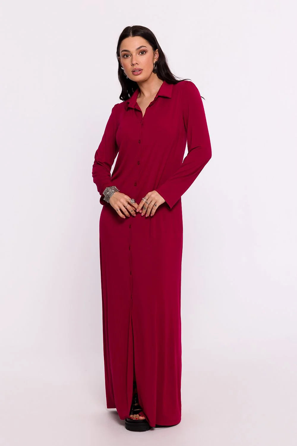 robe longue bordeaux boutonnée col chemise manches longues coupe droite fente avant maille viscose stretch fluide élégante raffinée minimaliste