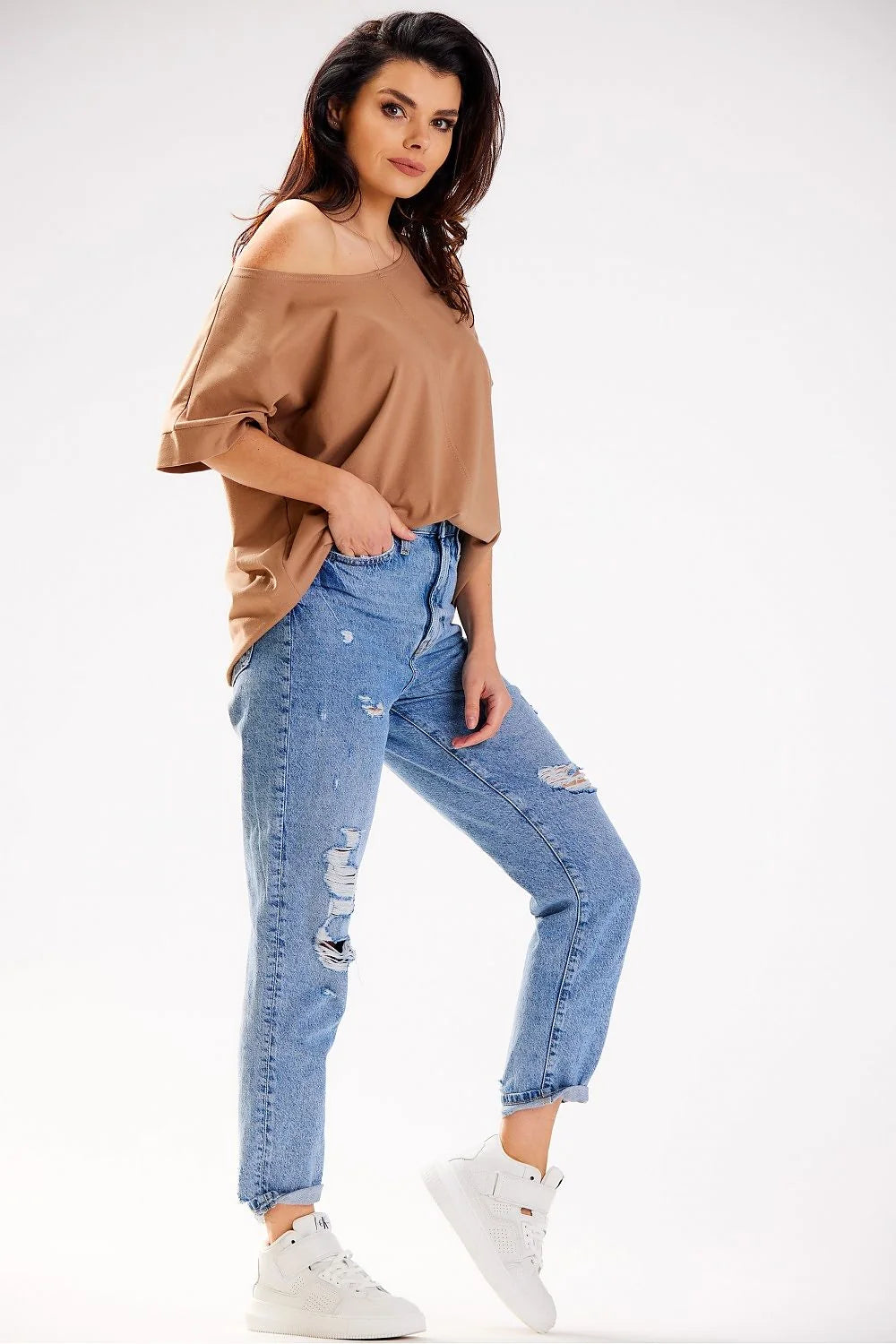 Chemisier à encolure asymétrique en coton stretch femme, style décontracté, coupe ample, fabriqué en Pologne