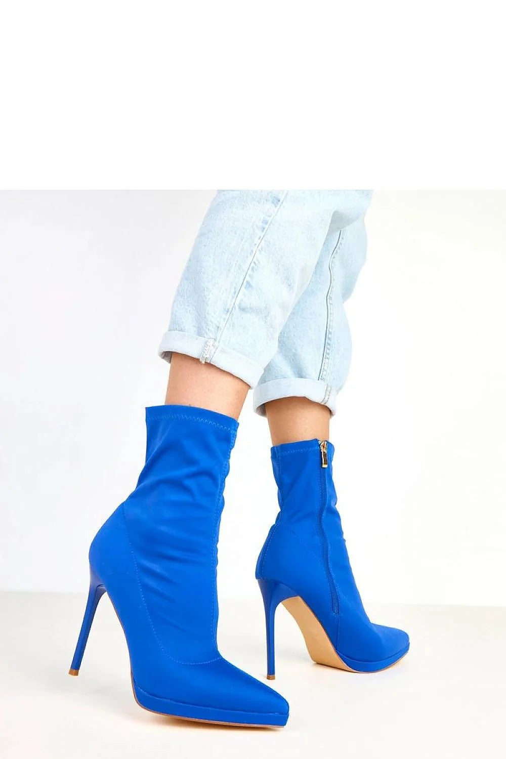 bottines satin bleu électrique stretch seconde peau bout pointu talon aiguille tige mi mollet plateforme discrète doublure douce