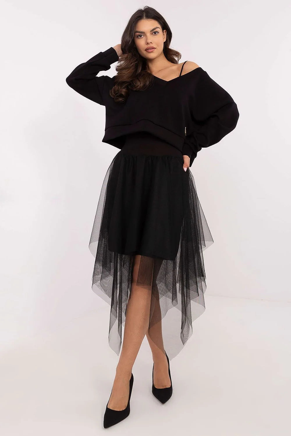 ensemble féminin moderne élégant maille tulle noir coupe ample asymétrique semiformelle soirée chic confortable doublé viscose coton élasthanne