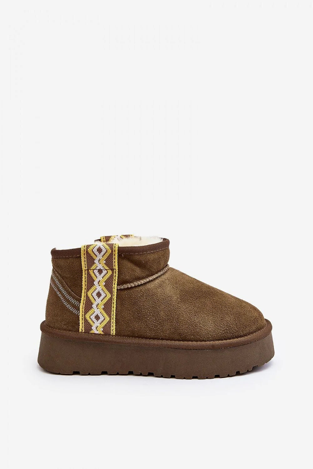 bottes neige femme suède marron foncé fourrure crème visible plateforme épaisse crantée antidérapante sans lacets arrondi jacquard