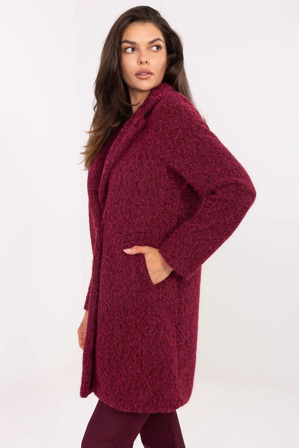manteau femme bordeaux mi cuisses laine bouclée col tailleur boutonnage bouton doré oversize manches longues poches doublure automne hiver