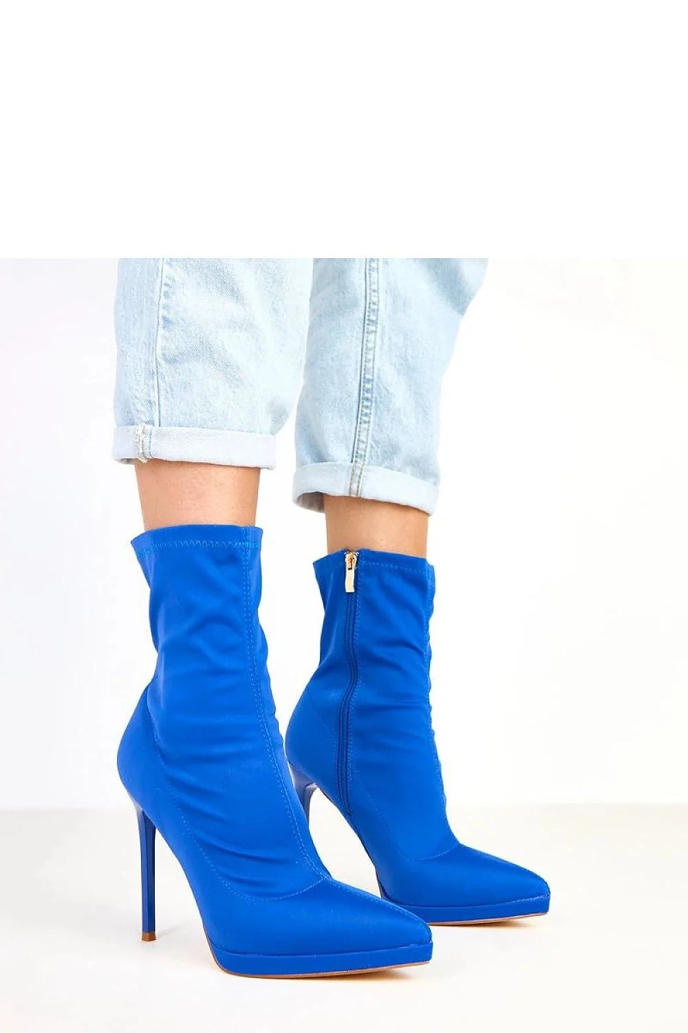 bottines satin bleu électrique stretch seconde peau bout pointu talon aiguille tige mi mollet plateforme discrète doublure douce