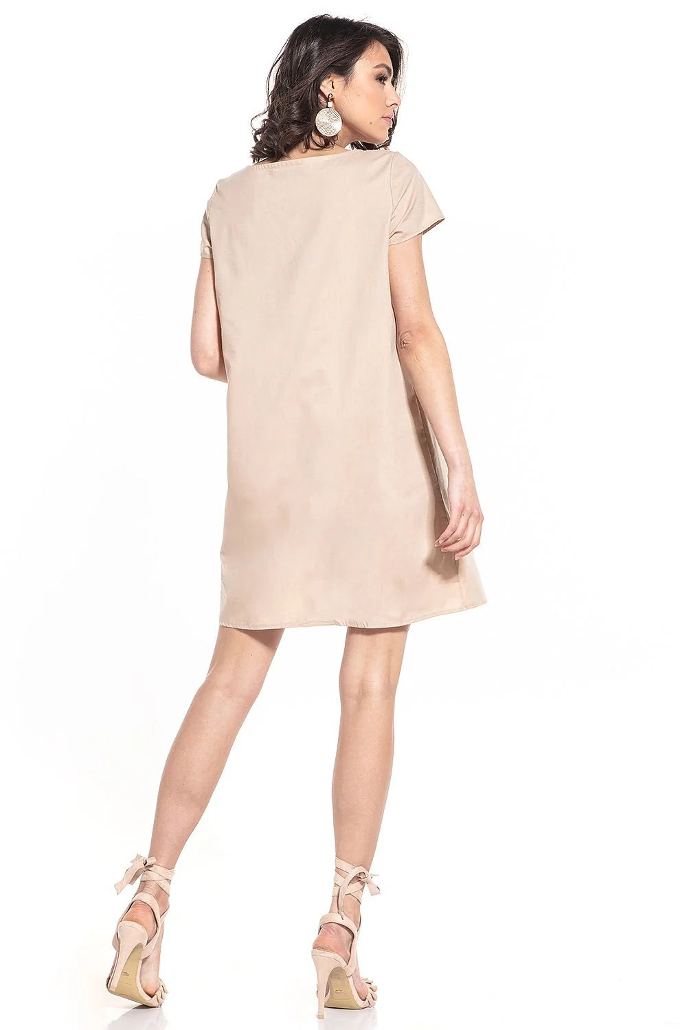 robe jour féminine fluide coton noir manches courtes coupe ample droite trapèze col rond fronces popeline légère structurée longueur genou