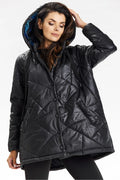 Veste pour femme moderne fonctionnelle capuche assemblée polyester 100 % matelassée asymétrique taille ajustable occasion quotidienne