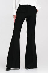 pantalon femme tailleur noir évasé jambe large taille mi haute plis marqués devant poches discrètes tissu structuré lisse élégant professionnel