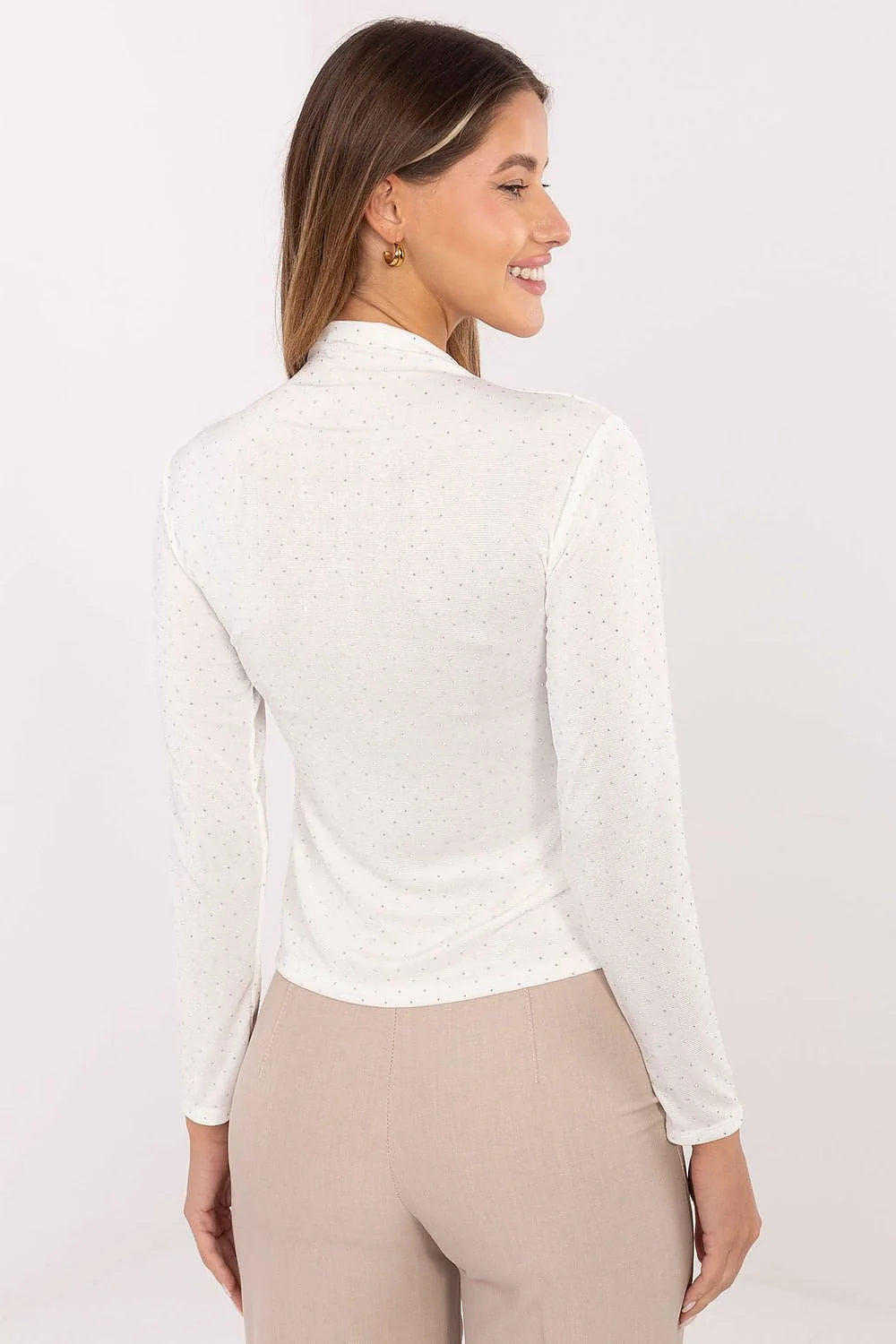 chemisier femme col montant manches longues ajusté maille fine extensible viscose polyester strass décoratifs brillance subtile confortable enfiler facile soirée