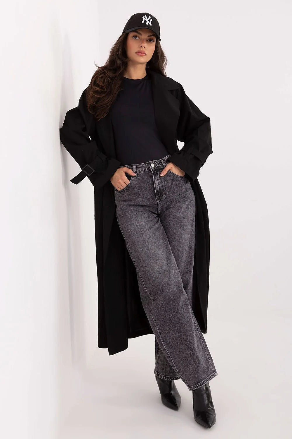 chemisier femme décontracté léger confortable stretch polyamide élasthanne ajusté silhouette manches courtes col rond sans fermeture motif lisse polyvalent quotidien