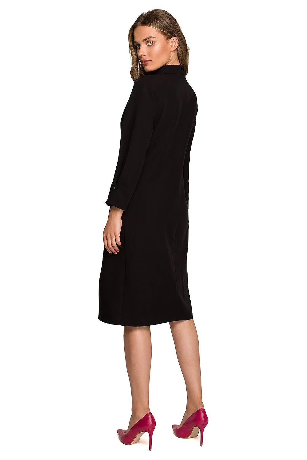 Robe de jour élégante en vert émeraude manches longues col montant plis devant coupe midi femme