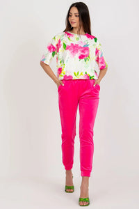 Ensemble velours coton élasthanne motifs floraux blanc rose pantalon vif blouse manches courtes encolure rond ajuste hautes large