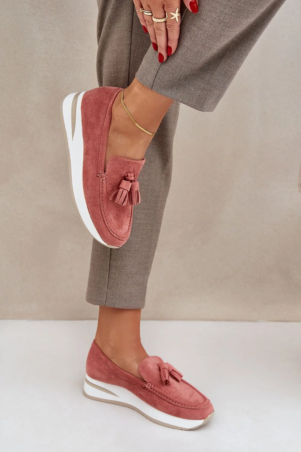 Mocassins pour femmes en suédine écologique style classique modernes tassels rose terre cuite confort plateau talon compensé