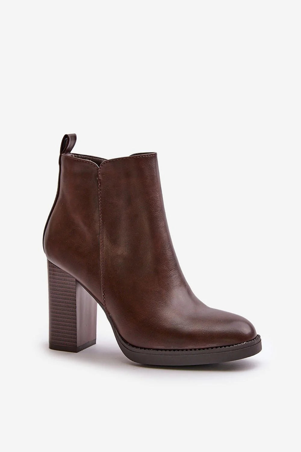 Bottes femmes cuir marron talon bloc élégance intemporelle style moderne cheville ajustée doublure chaude occasion多种多様