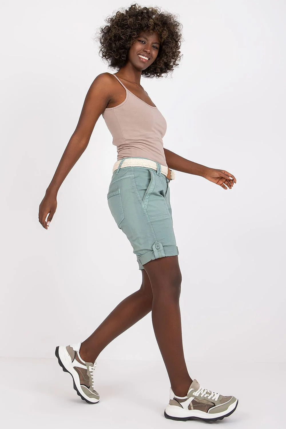 Shorts Stitch&Soul zippés et boutonnés avec ceinture tressée en coton 98% Élasthanne 2% pour femmes, style sportif et décontracté