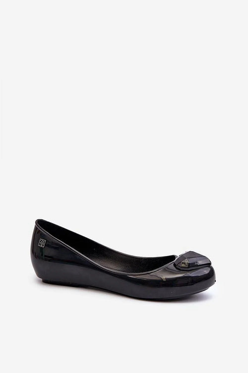 Ballerines pour femmes modernes élégantes noires matériau synthétique glossy design classique confortable HUG TEC recyclable taille ajustable occasions multiples