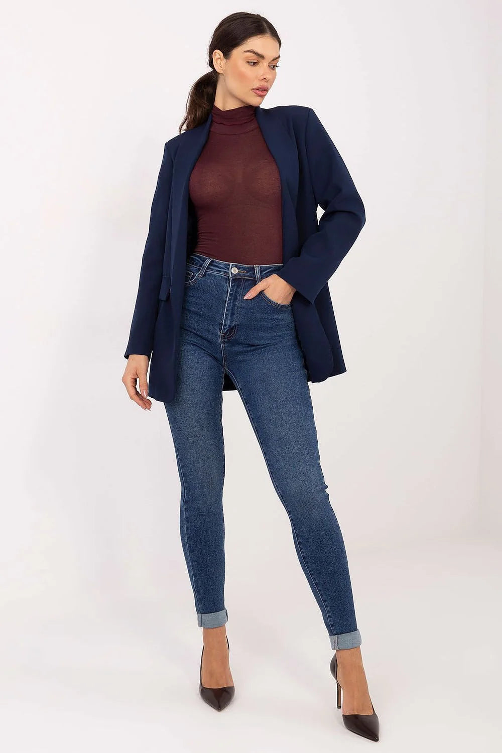 jeans skinny femme taille haute extensible coton polyester elasthanne coupe slim jambes étroites poches passepoilées fermeture éclair bouton polyvalent confortable