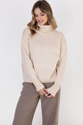 Pull femme col roulé beige longues manches coupe droite matériau tricoté épaules tombantes ribs côtelés hiver 2023