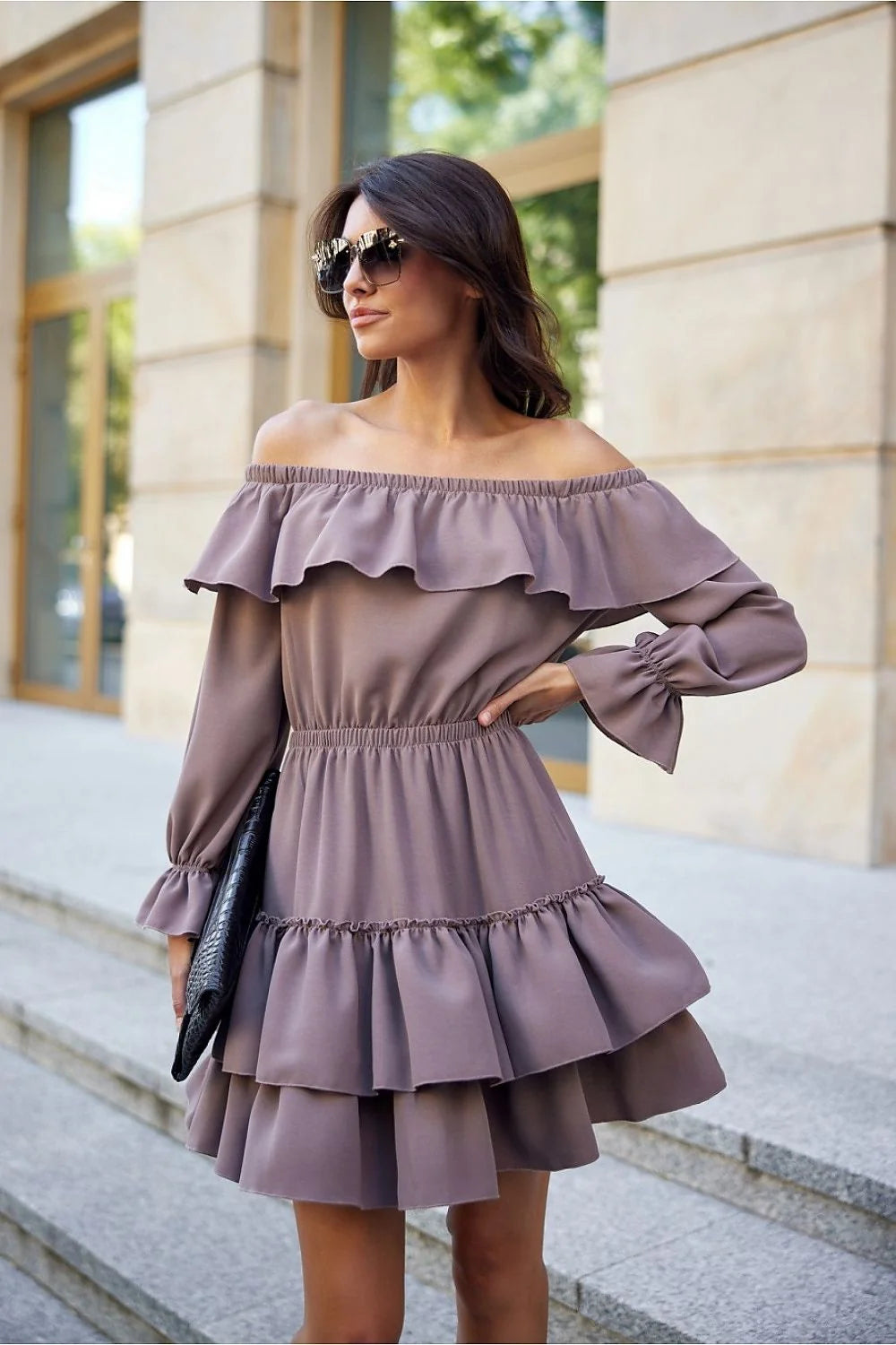 robe Roco Fashion bardot mauve volants multiples manches longues resserrées taille élastique cintrée jupe courte superposée trapèze fluide