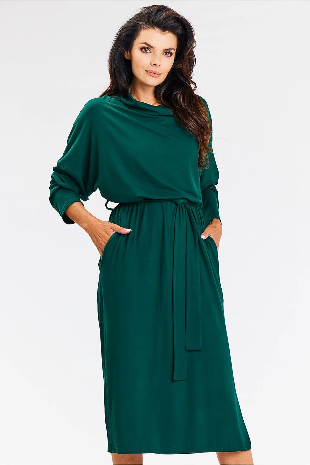 Robe midi style kimono longues manches vert émeraude col drapé ceinture ajustable viscose femme élégante