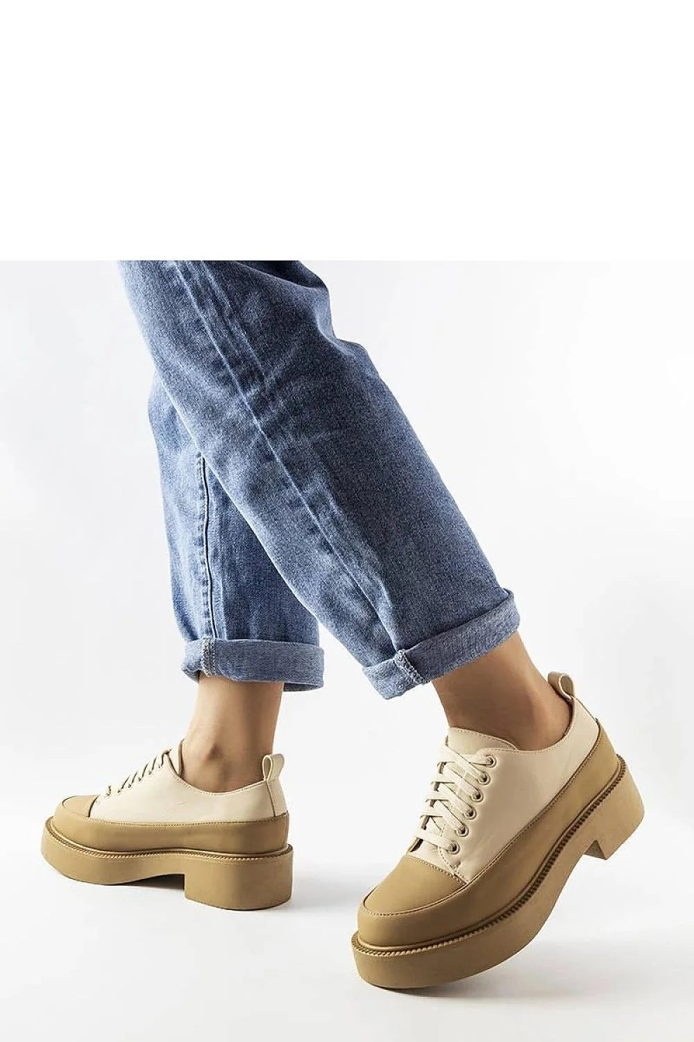Chaussures plates Merico Solea Derby low-cut cuir éco beige foncé semelle caoutchouc beige femme