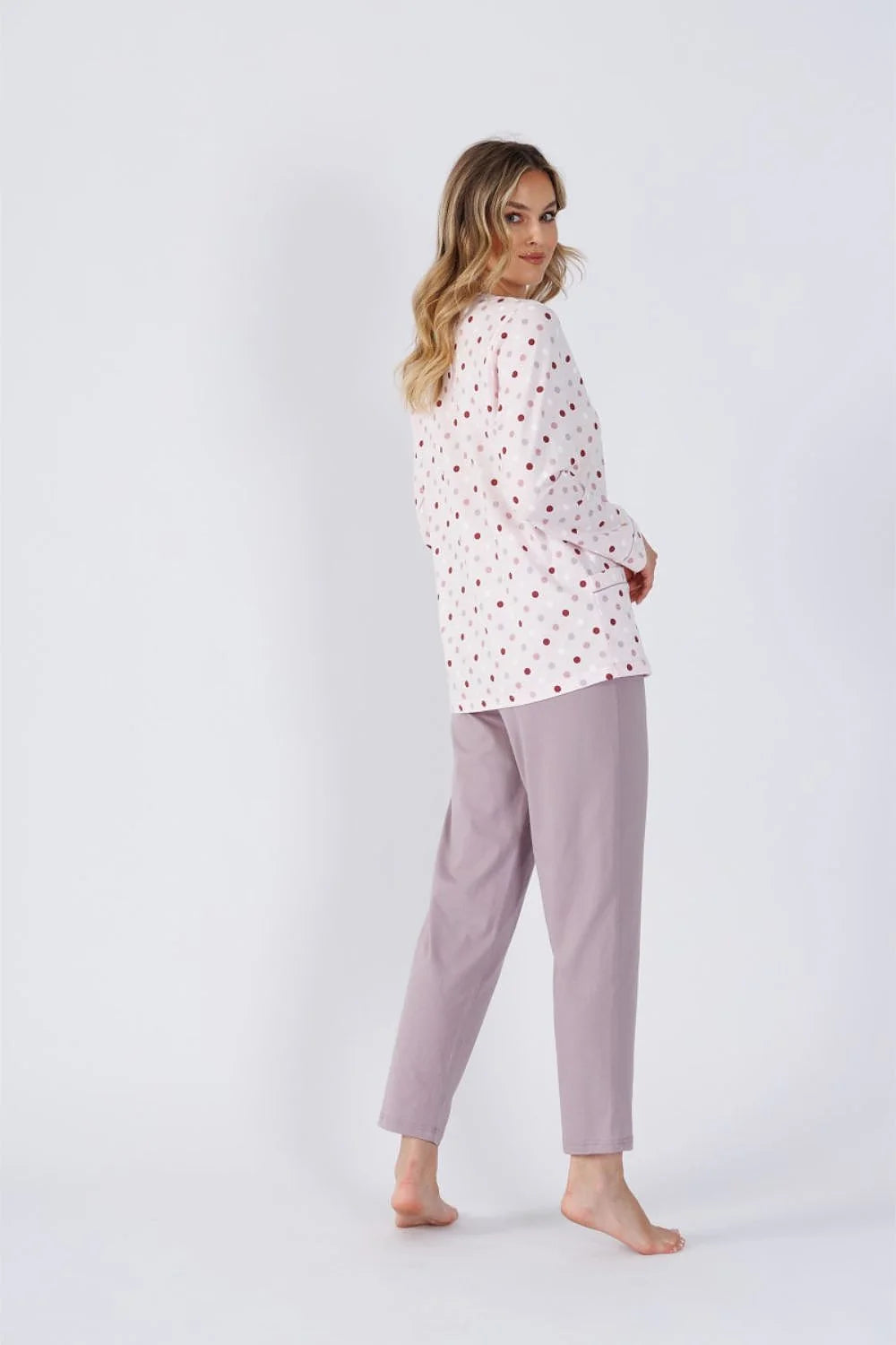 Pyjama pour femmes élégant manches longues motifs pois roses et rouges pantalon 7/8 coupe ample tissu doux