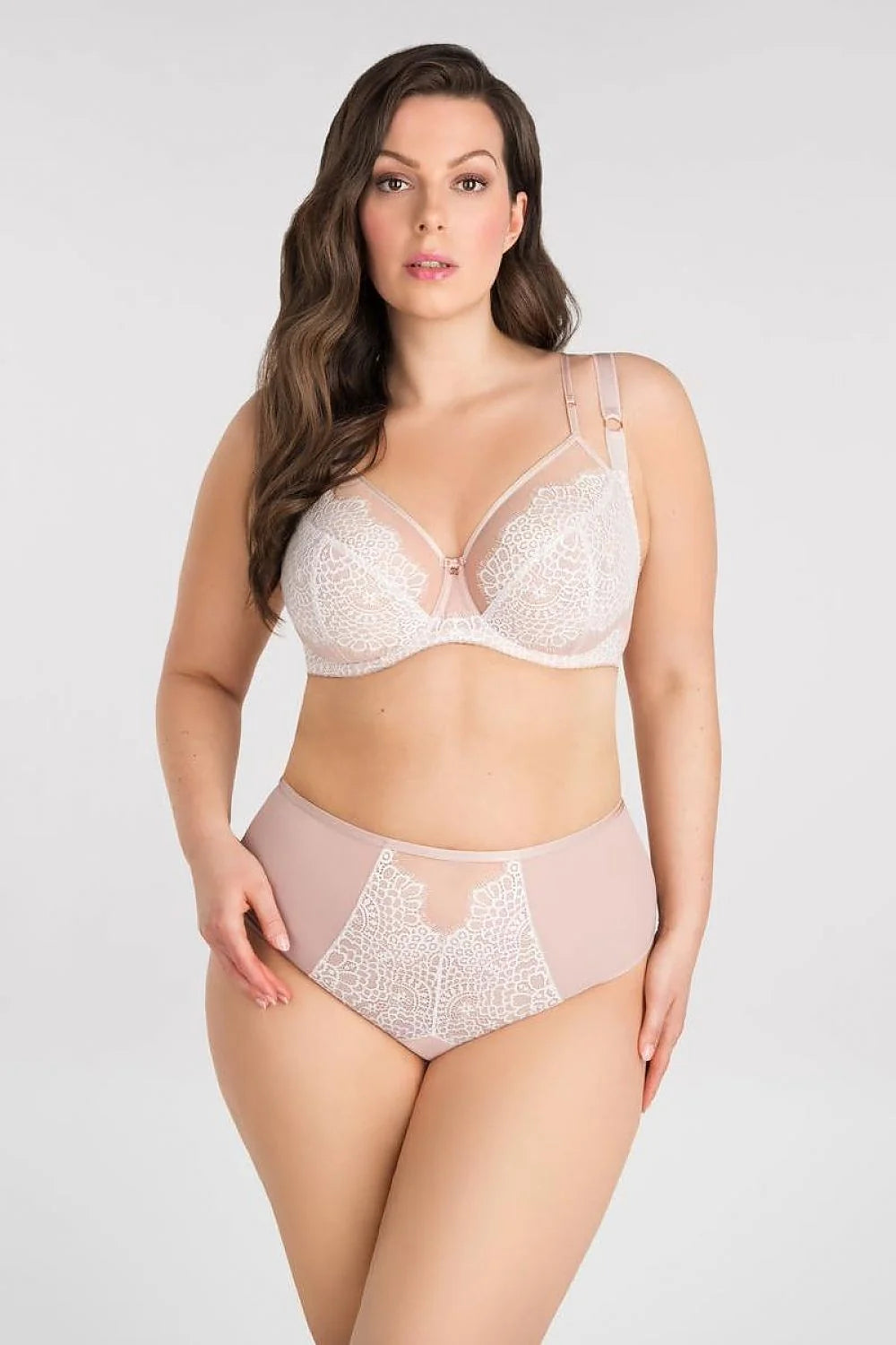 Soutien-gorge dentelle beige Gorsenia lingerie romantique féminin soft élégance confort maintien bonnets dentelé bretelles ajustables mode