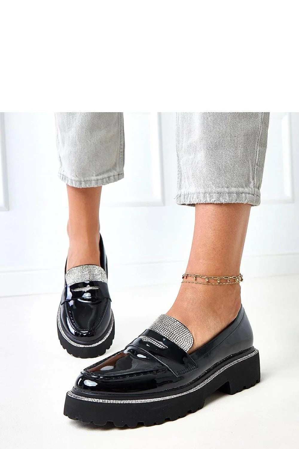 mocassins femme vernis noir simili cuir slipon bout rond zircons brillants semelle crantee epaisse caoutchouc talonstable