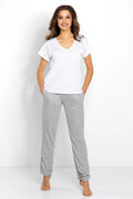 Pyjama Momenti Per Me pour femmes blanc et gris chiné t-shirt col V pantalon élastique doux coton confort détente
