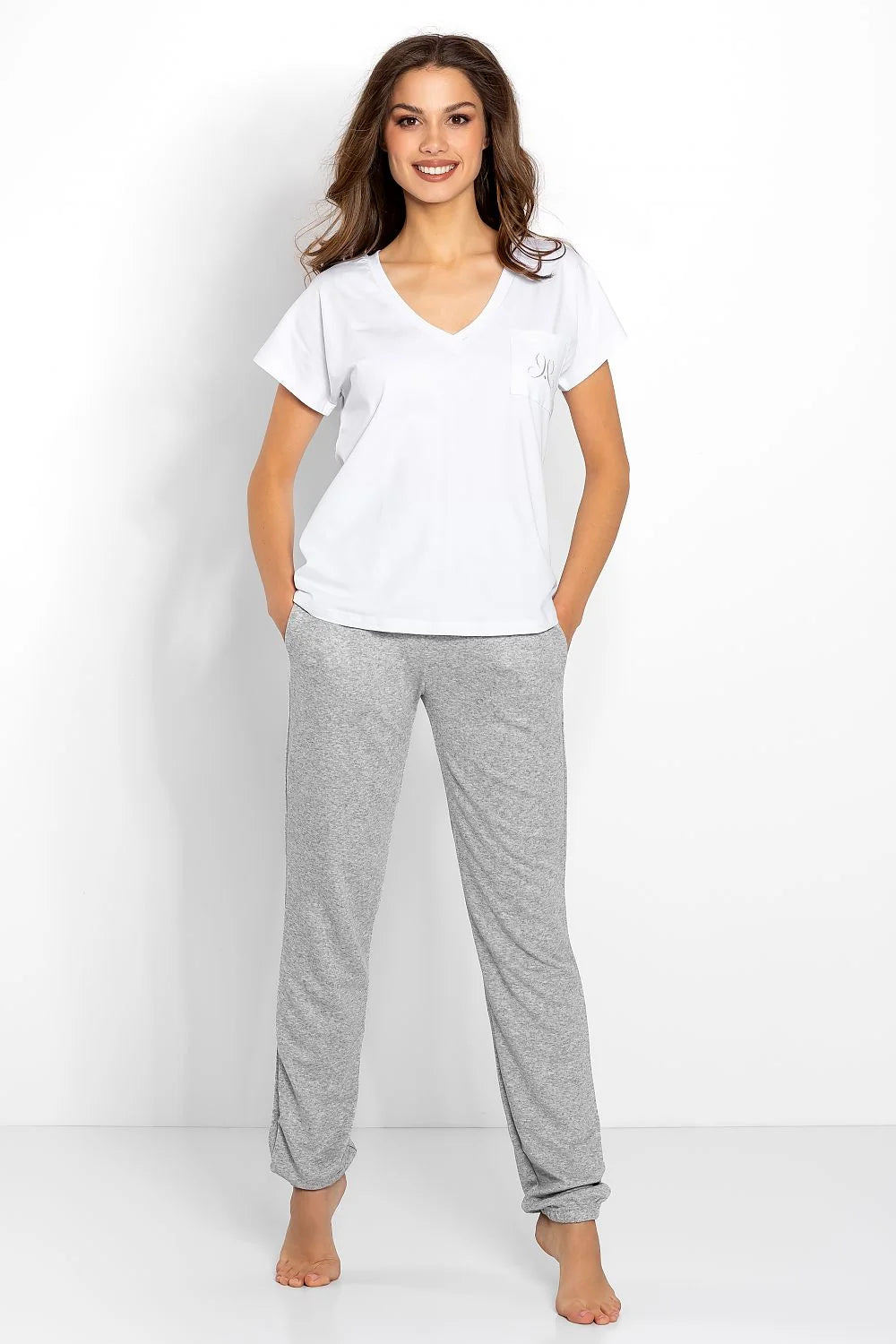 Pyjama Momenti Per Me pour femmes blanc et gris chiné t-shirt col V pantalon élastique doux coton confort détente