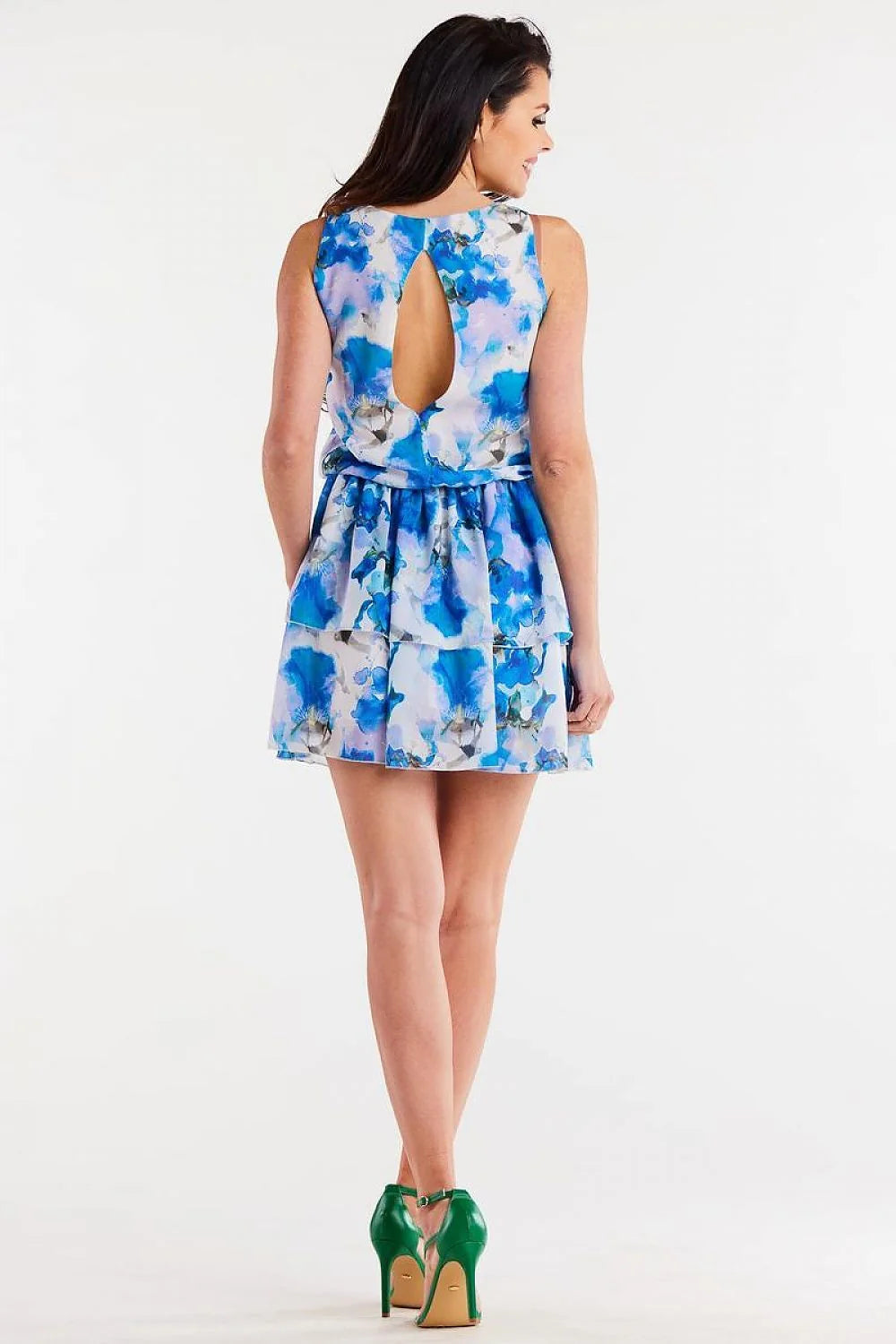 Robe été sans manches imprimé floral couleurs bleues coupe évasée taille élastiquée volants polyester femme