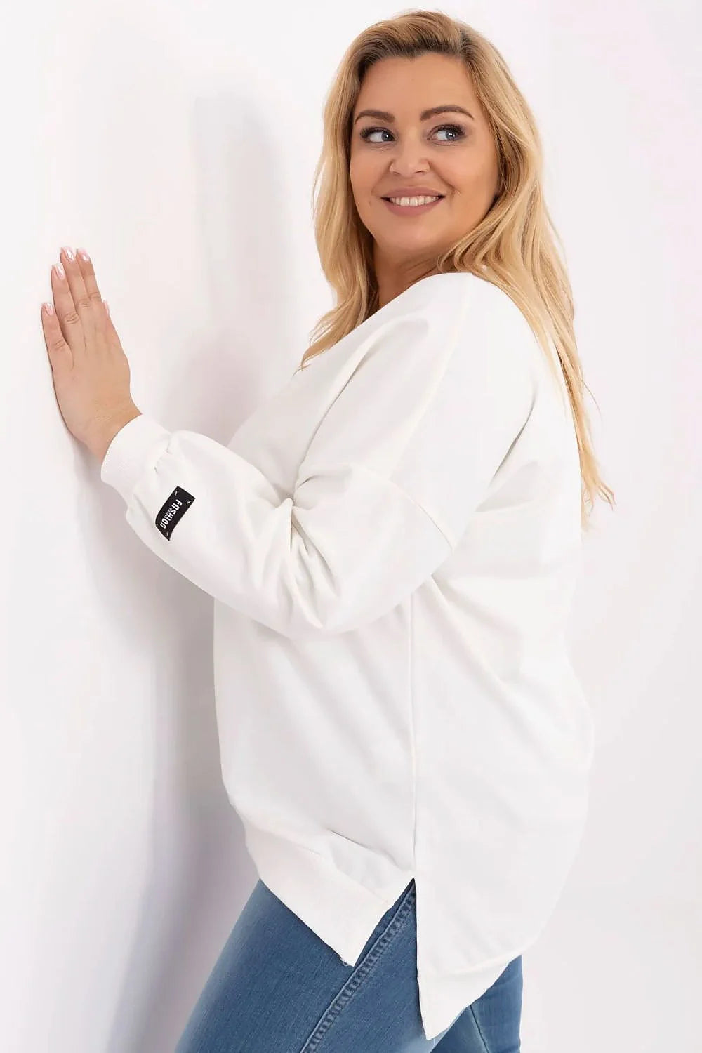 sweatshirt femme grande taille oversize manches longues col rond coton doux molletonné blanc uni patch minimaliste confortable