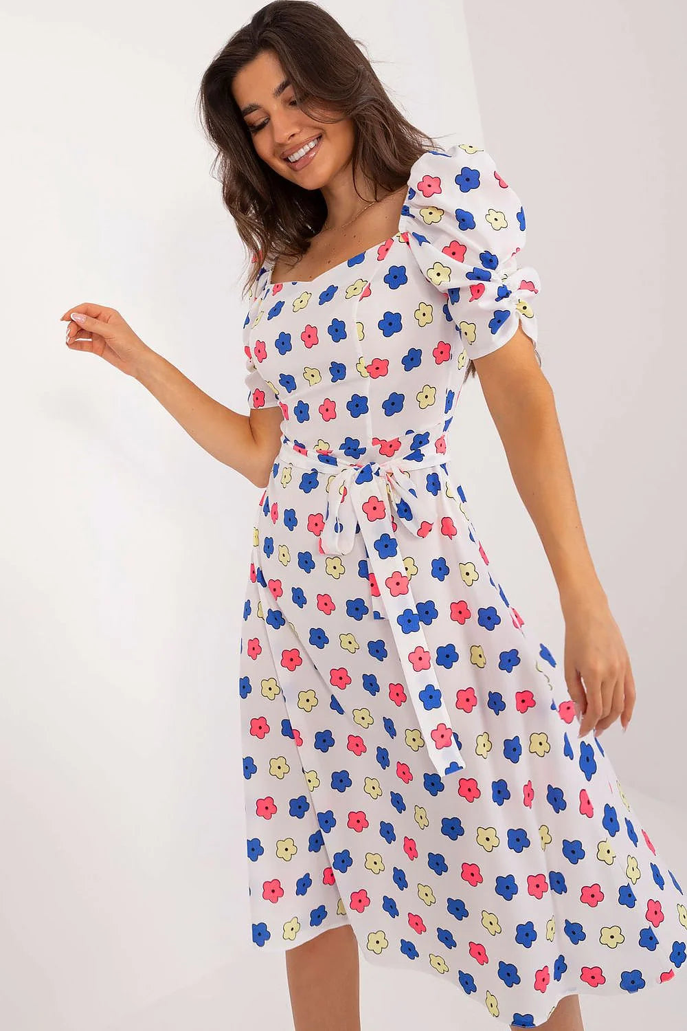 Robe de jour Lakerta pour jeune fille robe été motif floral bleu rose jaune encolure carrée manches bouffantes ceinture ajustable