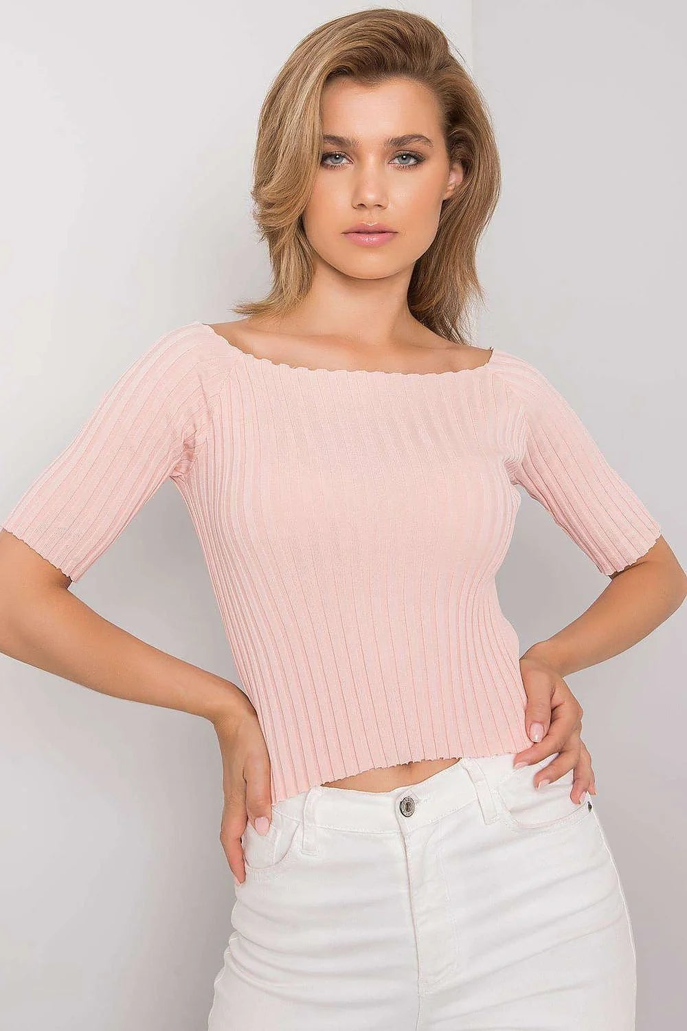 Chemisier femme rose pâle côtelé manches mi-longues encolure bateau coupe ample ajustée 100% acrylique