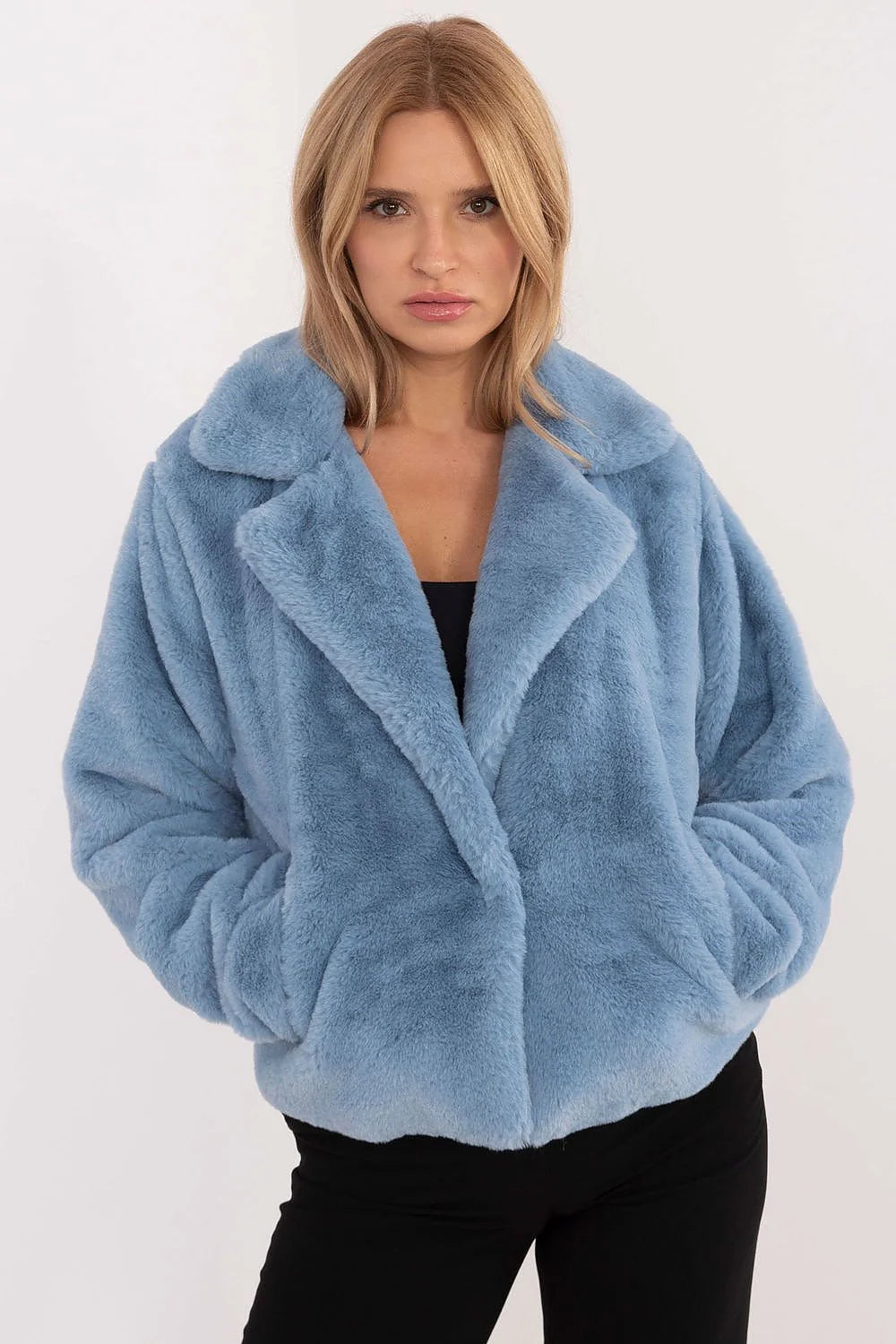 Manteau fausse fourrure moderne couleur bleu clair pour femme manches longues col large sans doublure