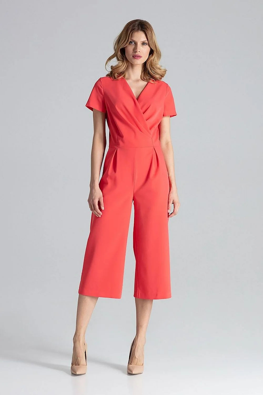 Figl combinaison corail vif cachecoeur manches courtes taille cintrée pinces soignées tissu fluide structuré polyester viscose poches latérales fermeture glissière